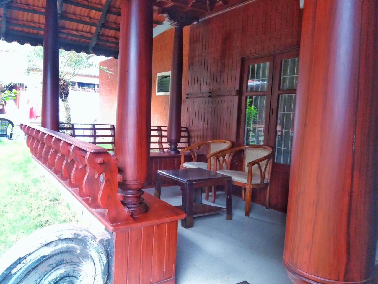 Hotel Nikhil Ayurvedic Heritage Varkala Zewnętrze zdjęcie